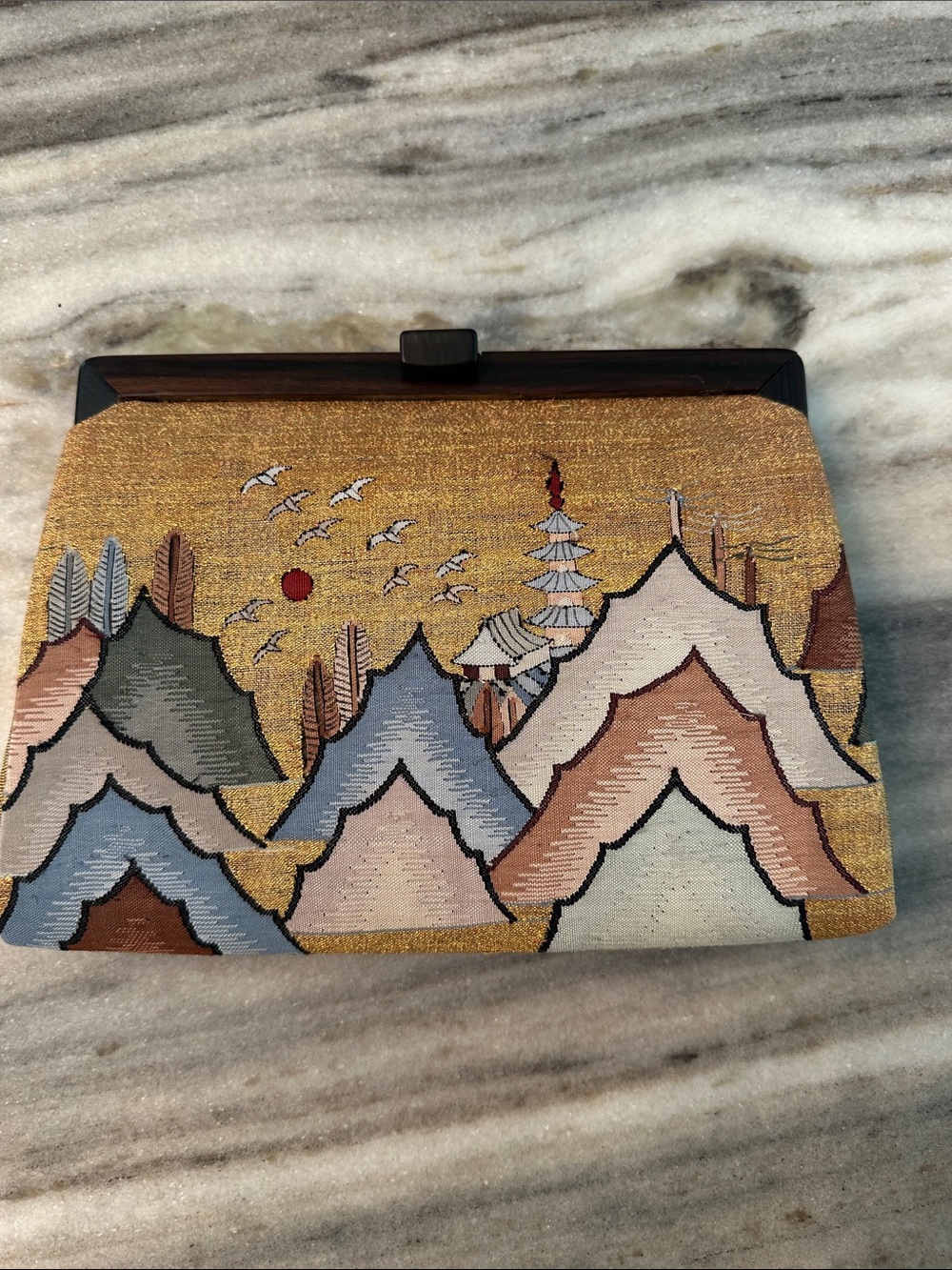 1960s VINTAGE OBI SILK CLUTCH WITH WOODEN FRAME